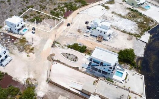 Prime Second-Row Waterview Lot in Tarpon Bay, Ambergris Caye