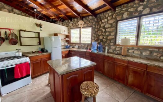 Casita Curusoe – Your Slice of Serenity in Corozal