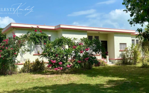 Ocean Breeze House on the Golf Course at Consejo Shores